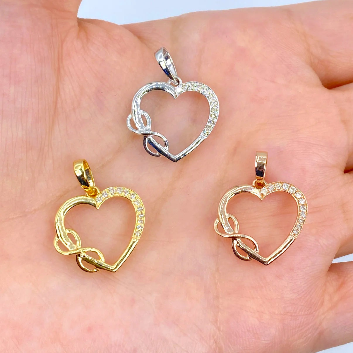 14K Gold Diamond Heart Pendant