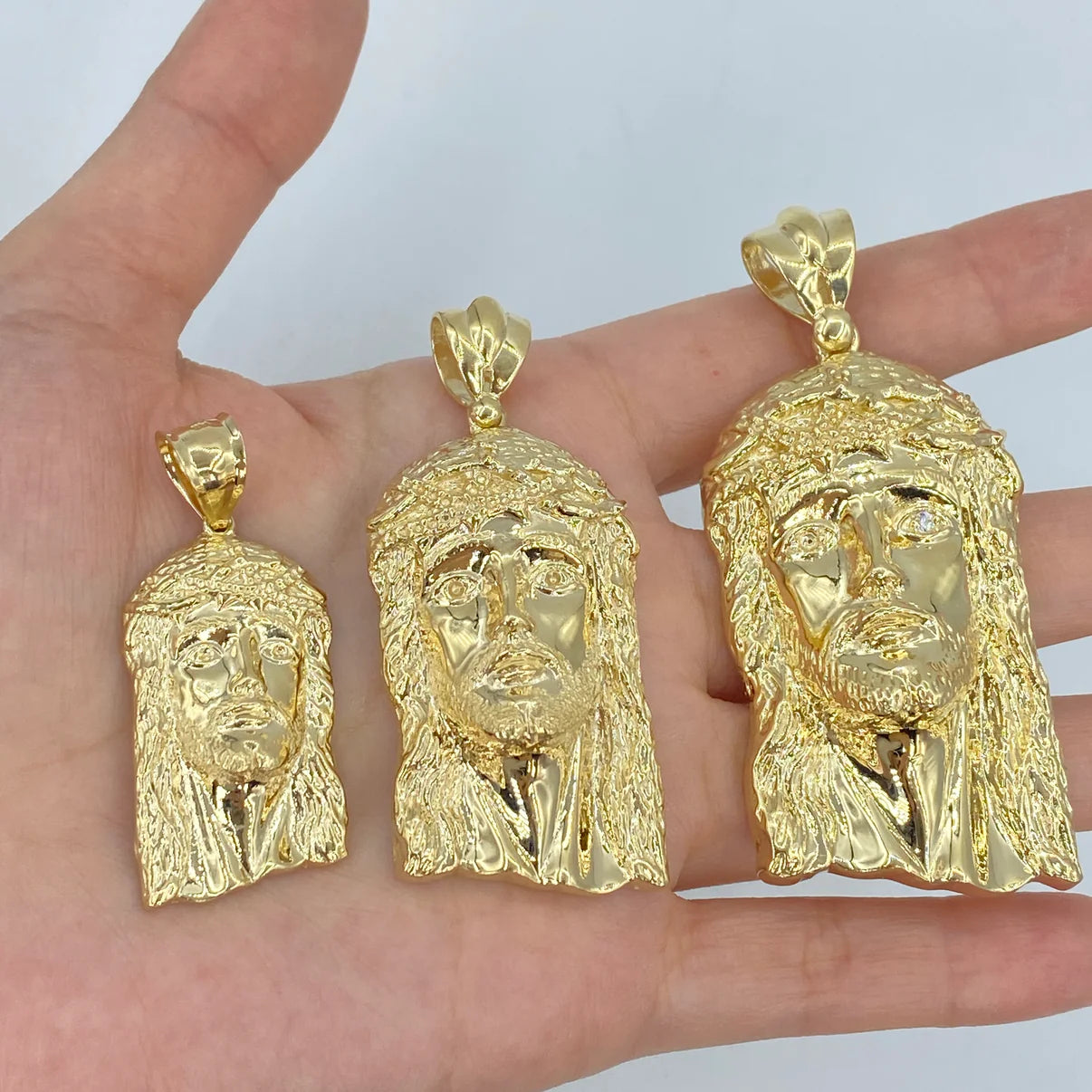 14K Gold Jesus Head Pendant