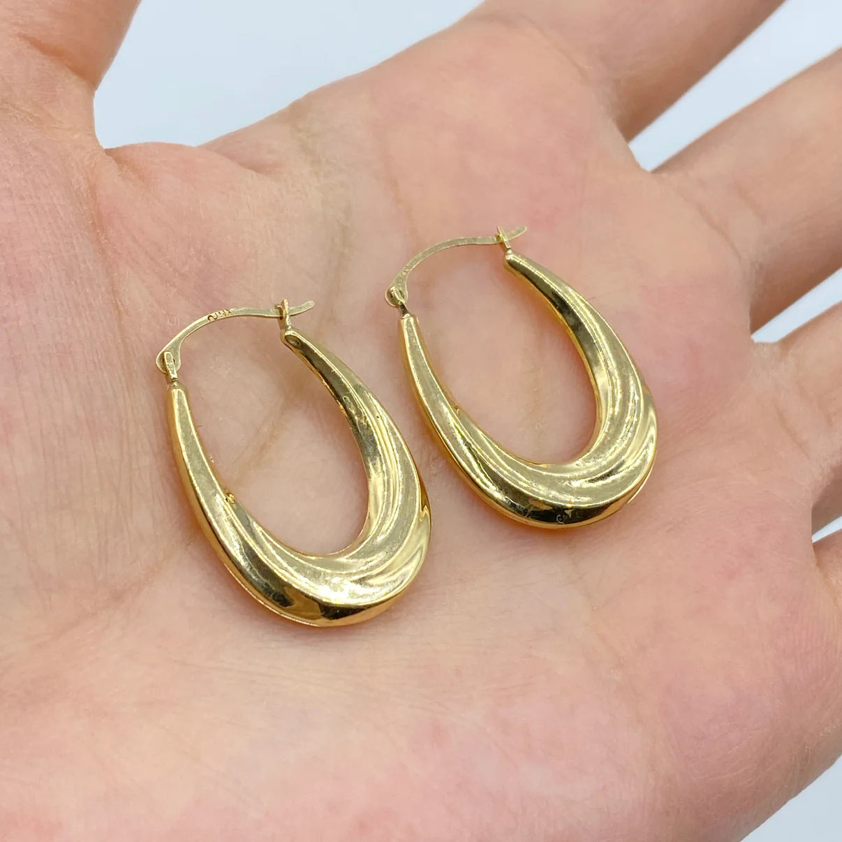 14K Yellow Gold Ribbon U Hoop Earrings